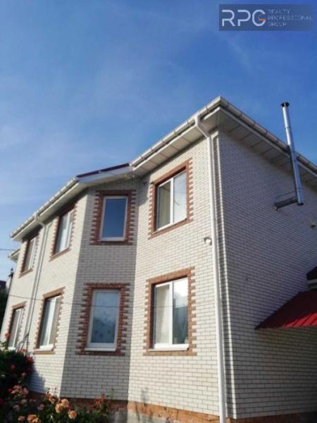 Продам 2-поверховий таунхаус