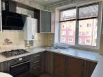 Продам 2-кімнатну квартиру, 60.80 м², капітальний ремонт