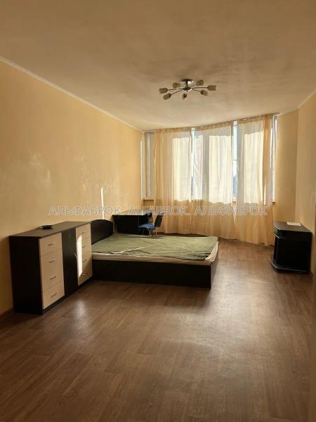 Продам 1-комнатную квартиру