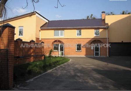 Продам 2-этажный дом