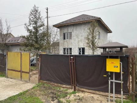 Продам 2-поверховий будинок