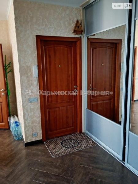 Продам 3-комнатную квартиру