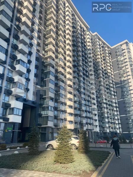 Продам 3-кімнатну квартиру, ЖК Зарічний