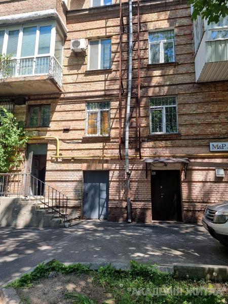 Продам 3-комнатную квартиру