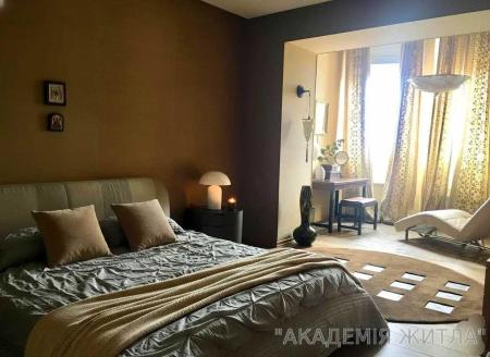 Продам 3-комнатную квартиру в новостройке, ЖК «Оазис»