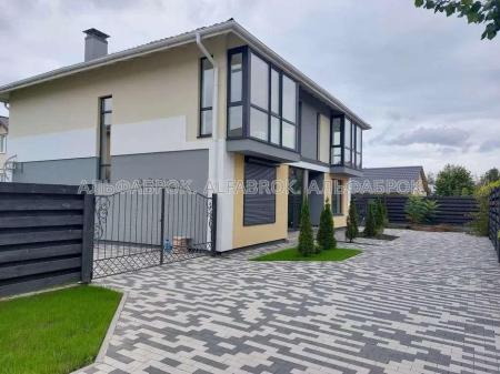 Продам 2-поверховий будинок