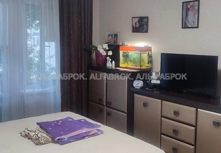 Продам 2-комнатную квартиру