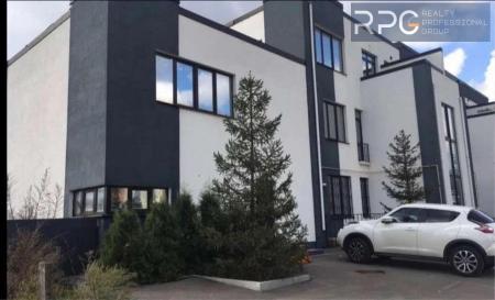 Продам 2-поверховий будинок
