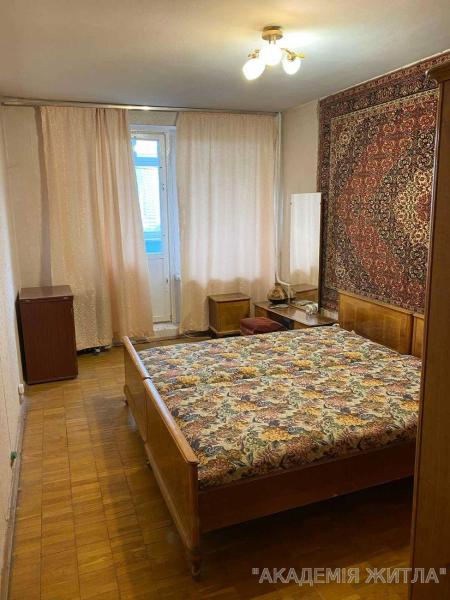 Продам 3-комнатную квартиру