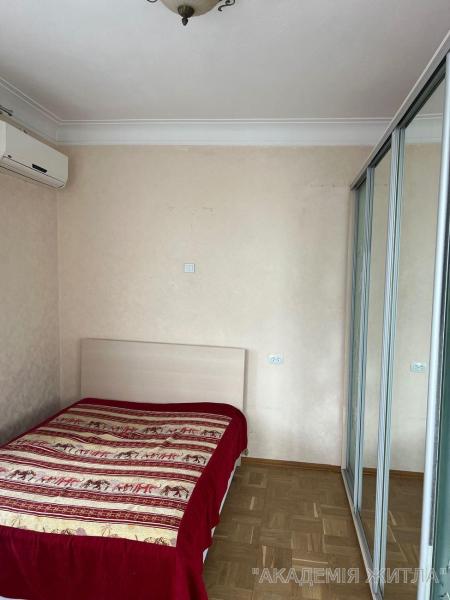 Продам 2-комнатную квартиру
