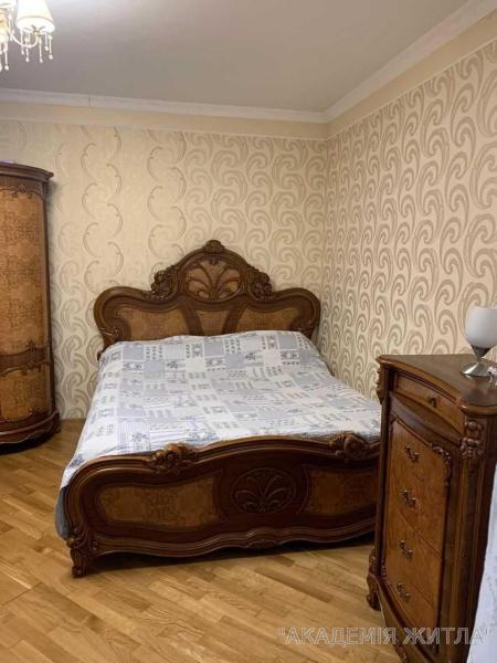 Продам 1-комнатную квартиру