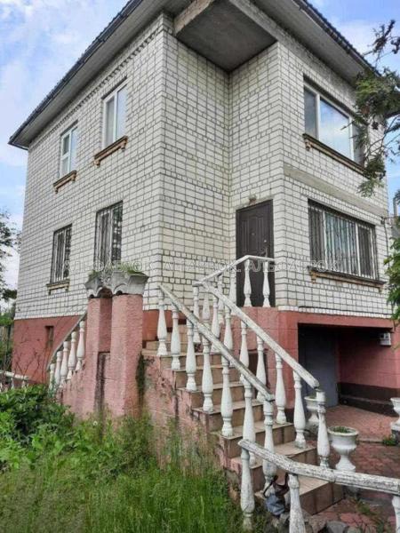 Продам 2-поверховий будинок