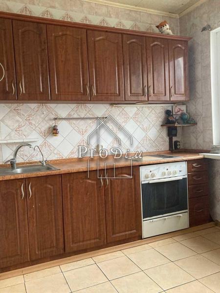Продам 2-кімнатну квартиру