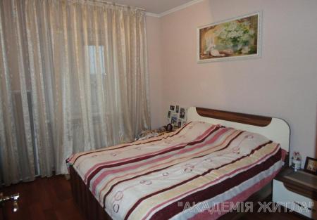 Продам 3-комнатную квартиру