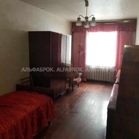 Продам 3-комнатную квартиру