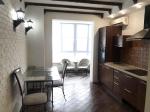 Продам 2-кімнатну квартиру в новобудові, 70 м², капітальний ремонт