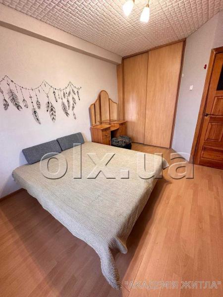 Продам 3-комнатную квартиру