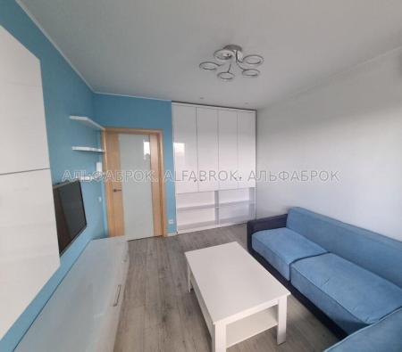 Продам 2-кімнатну квартиру