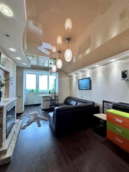 Продам 3-комнатную квартиру