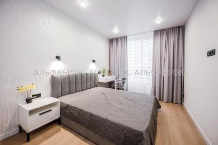 Продам 1-кімнатну квартиру, ЖК Варшавський 3