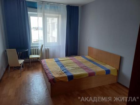 Продам 3-комнатную квартиру в новостройке