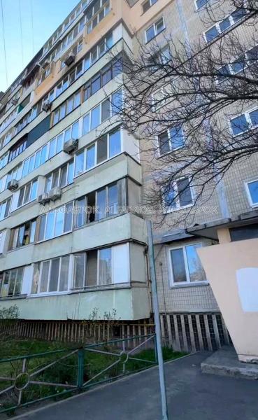 Продам 2-кімнатну квартиру