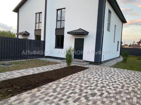 Продам 2-поверховий дуплекс