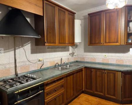 Продам 4-кімнатну квартиру в новобудові