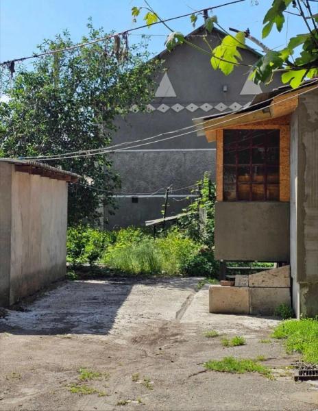Продам 2-комнатную квартиру