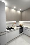 Продам 2-кімнатну квартиру, 42 м², євроремонт