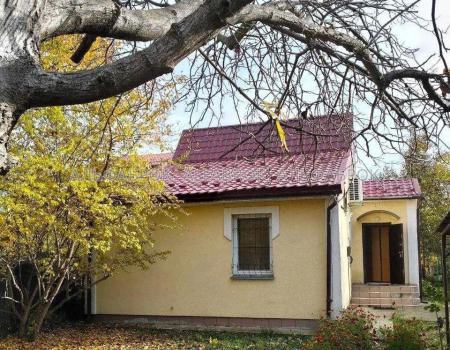 Продам 2-поверховий будинок