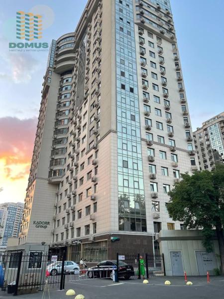 Продам 2-кімнатну квартиру, ЖК «Перша перлина»