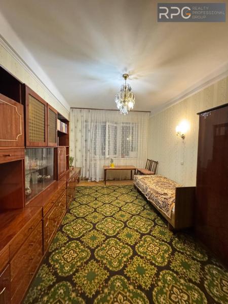 Продам 2-кімнатну квартиру