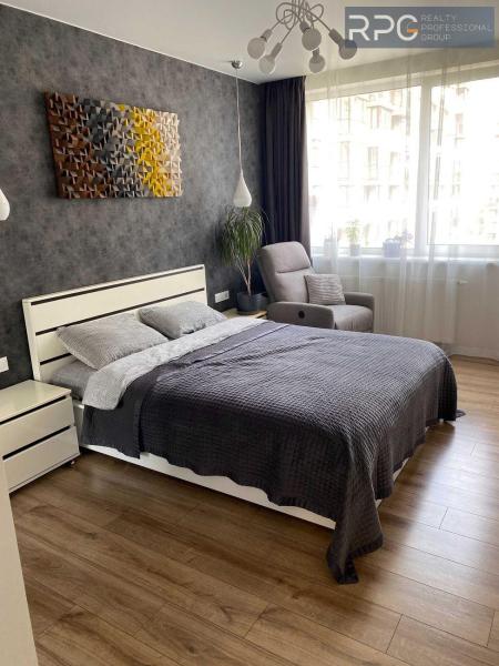 Продам 2-кімнатну квартиру в новобудові, ЖК Варшавський мікрорайон