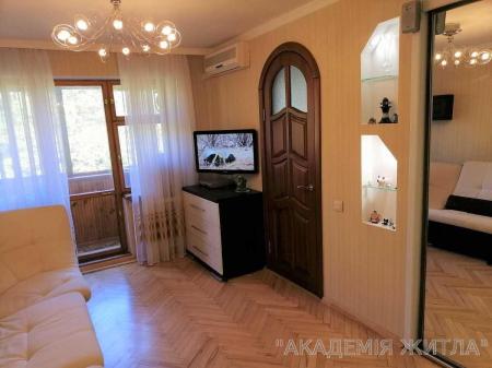 Продам 3-комнатную квартиру