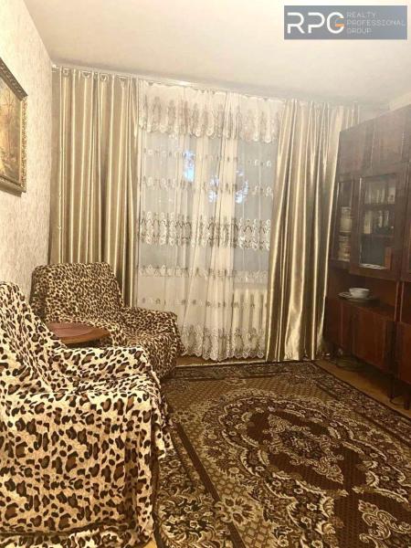 Продам 2-кімнатну квартиру