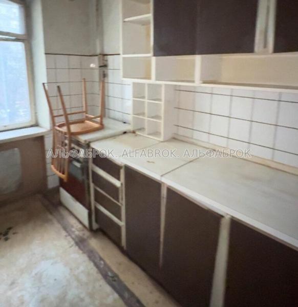 Продам 3-комнатную квартиру