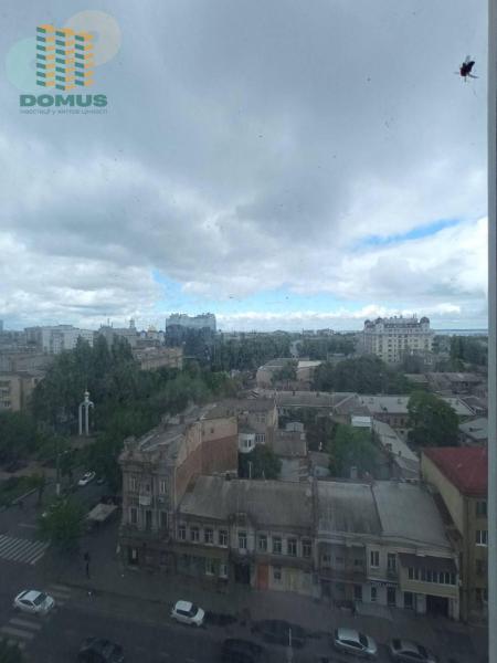 Продам 2-кімнатну квартиру