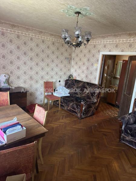 Продам 2-комнатную квартиру
