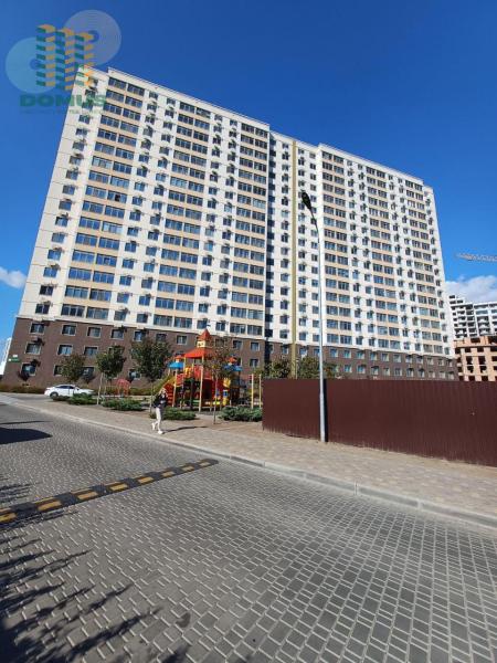 Продам 2-кімнатну квартиру, ЖК «П'ятдесят шоста перлина»