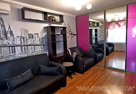 Продам 1-комнатную квартиру