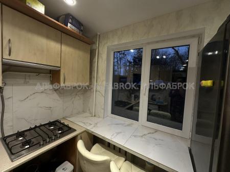 Продам 2-кімнатну квартиру