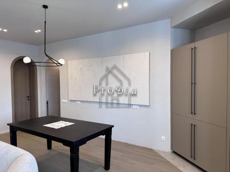 Продам 3-кімнатну квартиру в новобудові