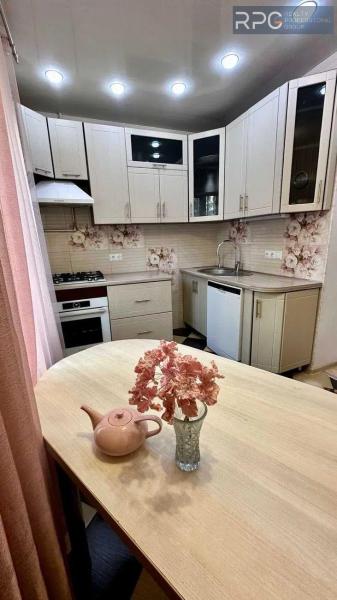 Продам 3-кімнатну квартиру