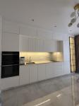 Продам 1-комнатную квартиру в новостройке, 41 м², евроремонт