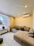 Продам 2-кімнатну квартиру, ЖК У-Квартал, 60 м², євроремонт