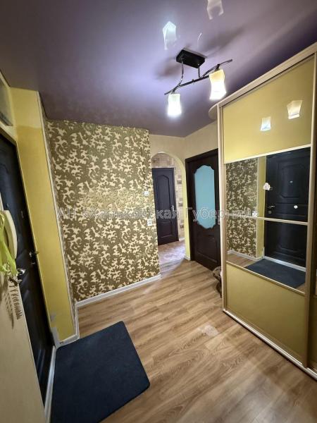 Продам 2-комнатную квартиру