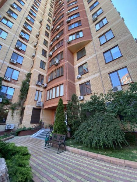 Продам 3-кімнатну квартиру