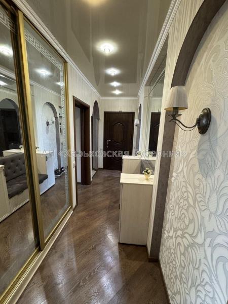 Продам 4-комнатную квартиру