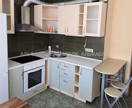 Продам 2-кімнатну квартиру в новобудові, ЖК «Будинок на Пчілки»